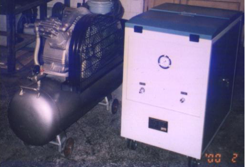 DKM—Ⅱ隔爆型电动快进密闭喷涂机